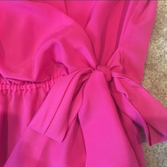 Michael Kors peplum wrap sleeveless top medium - Picture 3 of 9